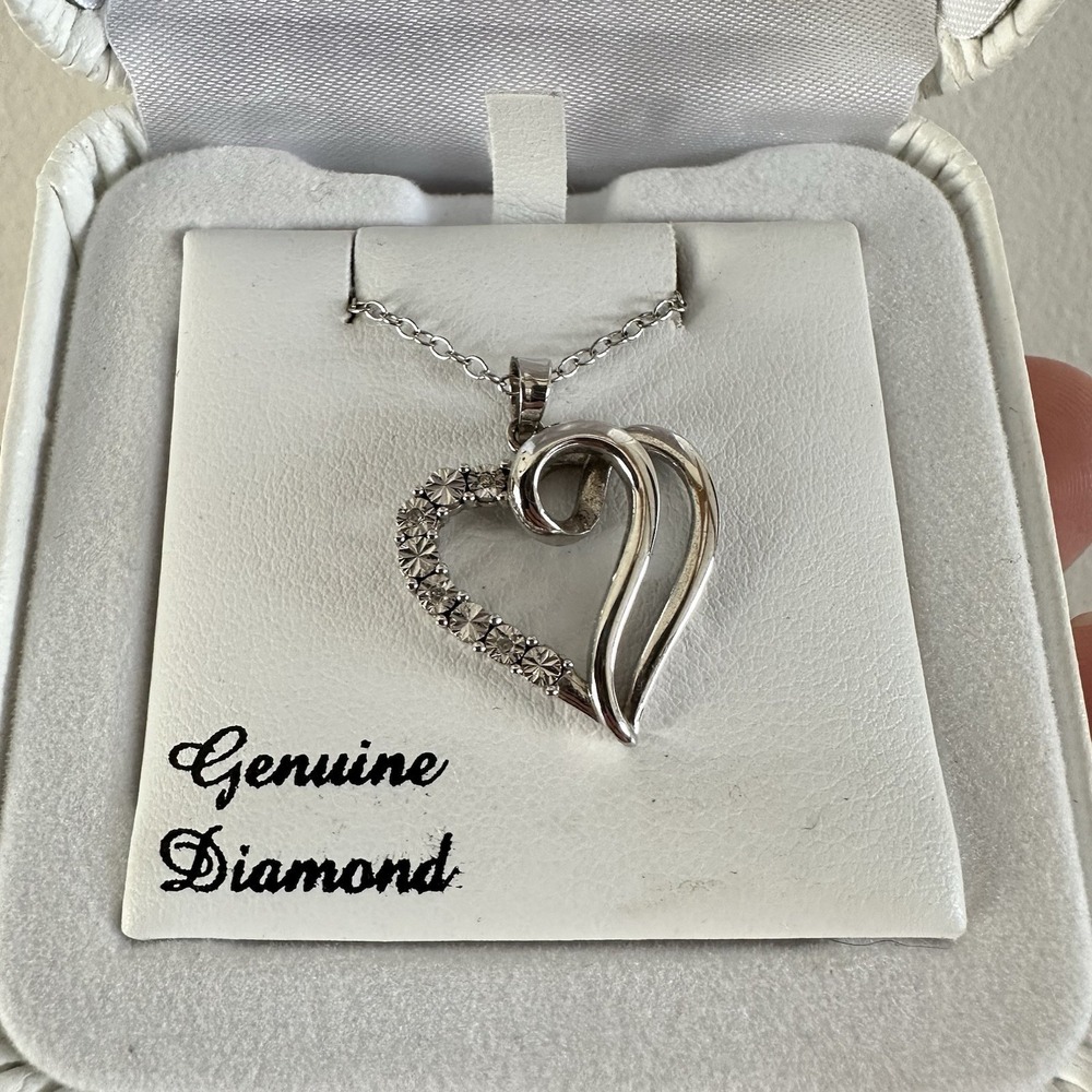 New In Box Heart Necklace Genuine Diamond 925 Silver Pendant